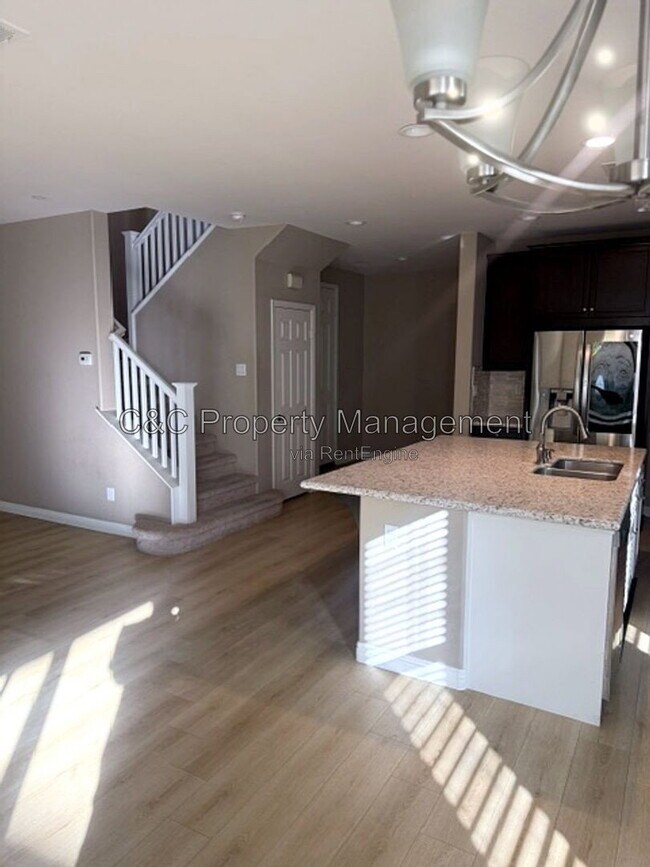 Building Photo - 28405 Wild Rose Ln