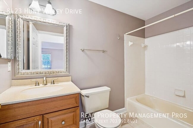 Building Photo - 8423 Hunt Valley Dr