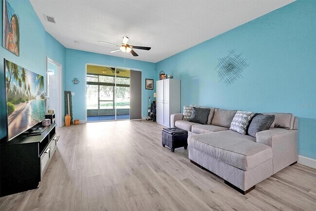 Building Photo - 168 Club Villas Ln