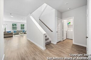 Building Photo - 515 Bella Rosa Trl