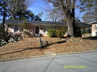 Building Photo - 726 Arlington Rd