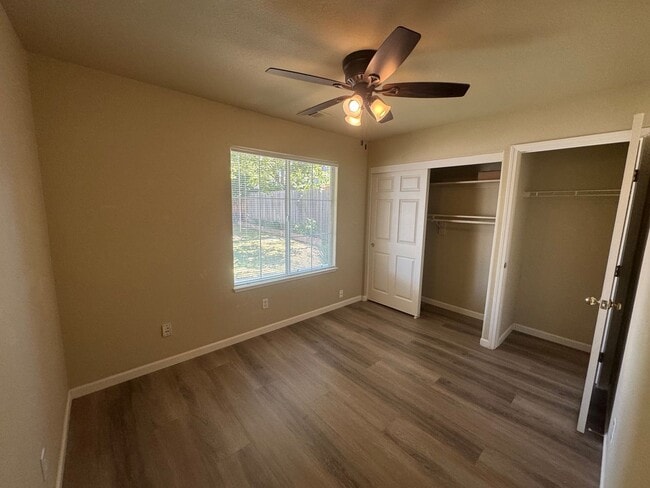 Building Photo - 3 bed / 2 Bath | West Roseville Home Avail...