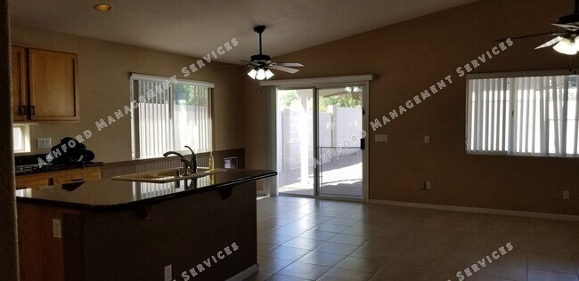 Building Photo - 3 BEDROOM HOME FOR RENT IN PHOENIX WITH POOL