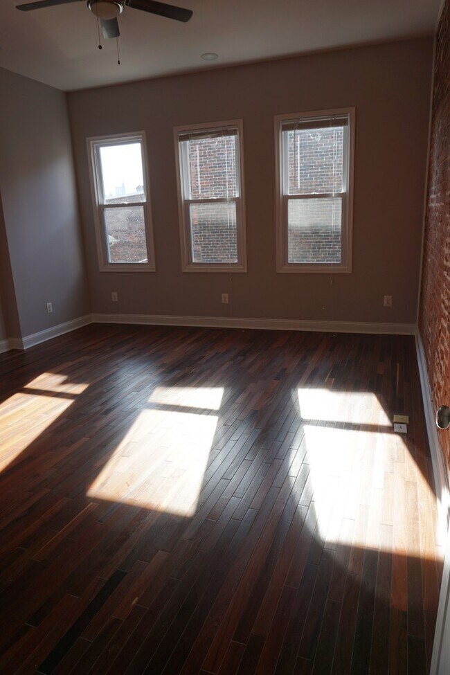 Building Photo - 3230 W Berks St