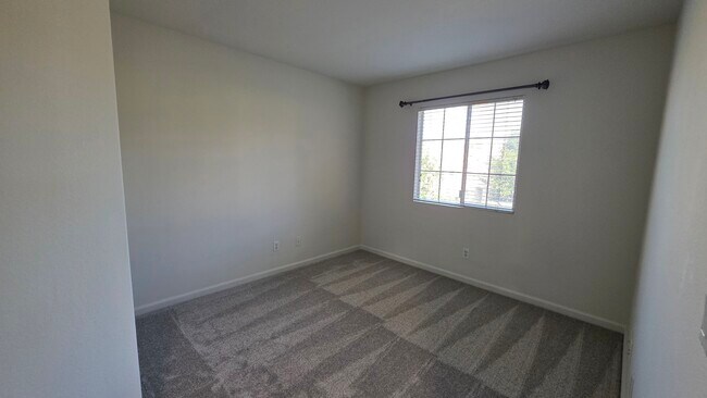 Building Photo - 5518 Manderston Dr