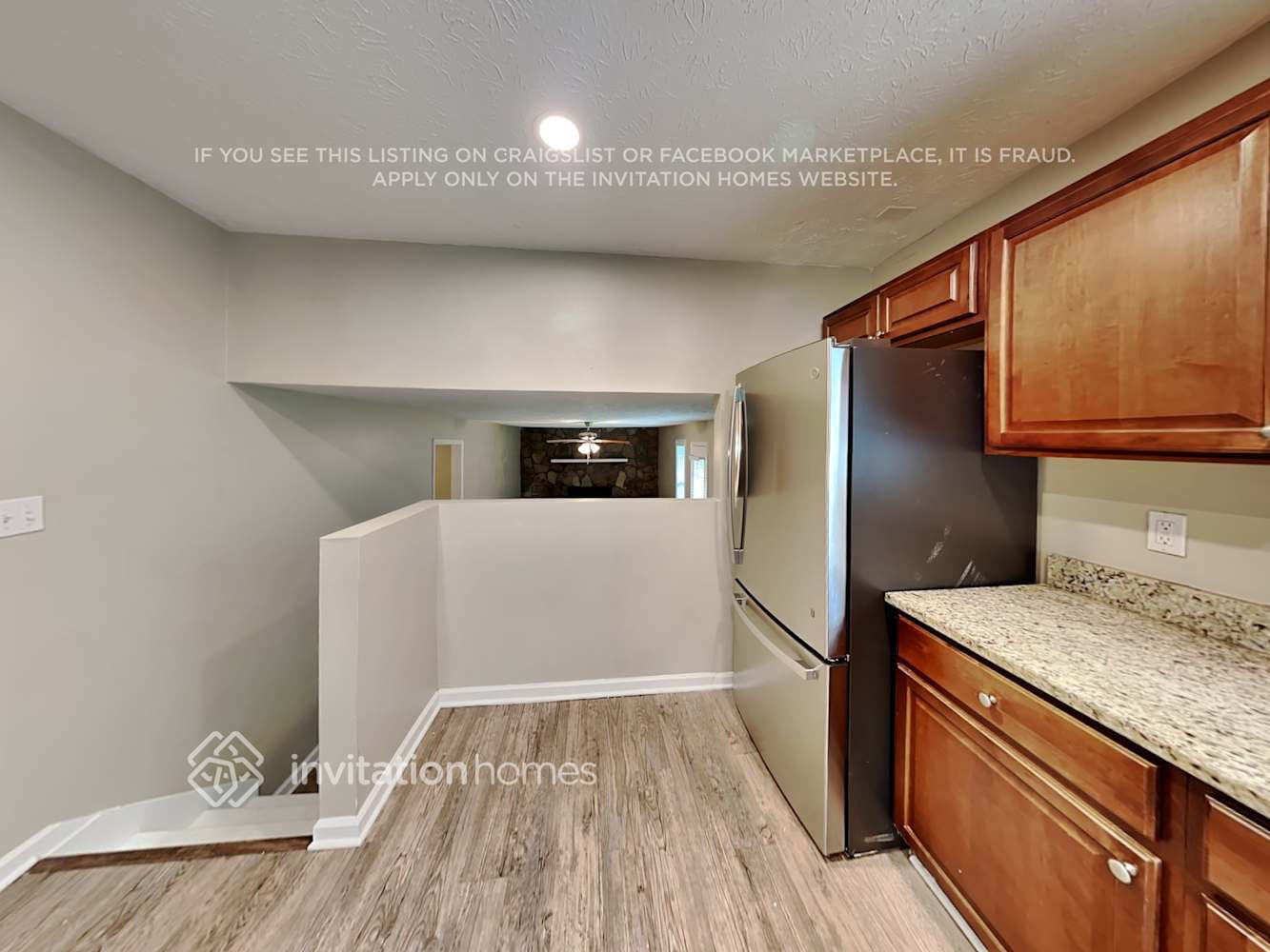 Building Photo - 595 Rivercrest Dr