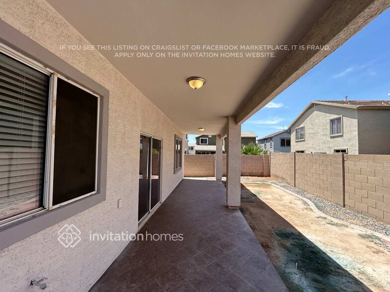 Building Photo - 12170 W Yavapai Ln