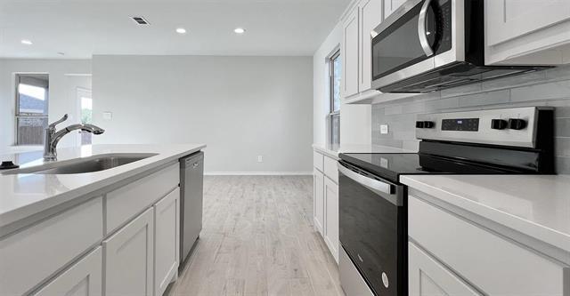 Building Photo - 3118 Sedge Grass Dr