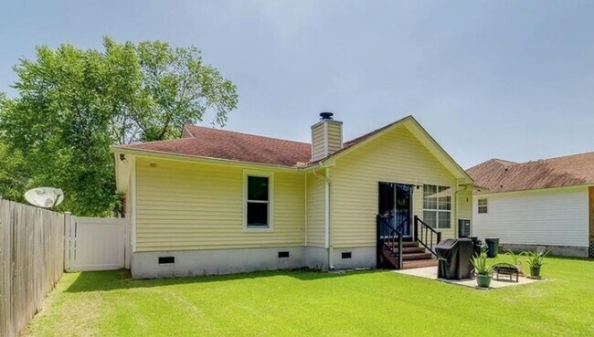 Building Photo - Cozy 3/2 Home located in Georgetown neighborhood