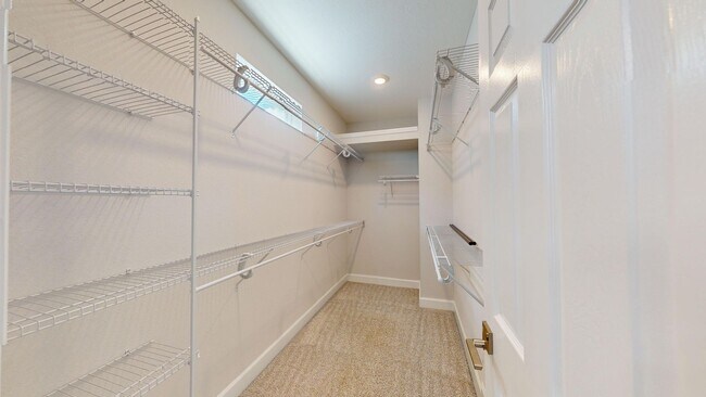 Building Photo - Stunning 3 bedroom home for rent in Shearw...