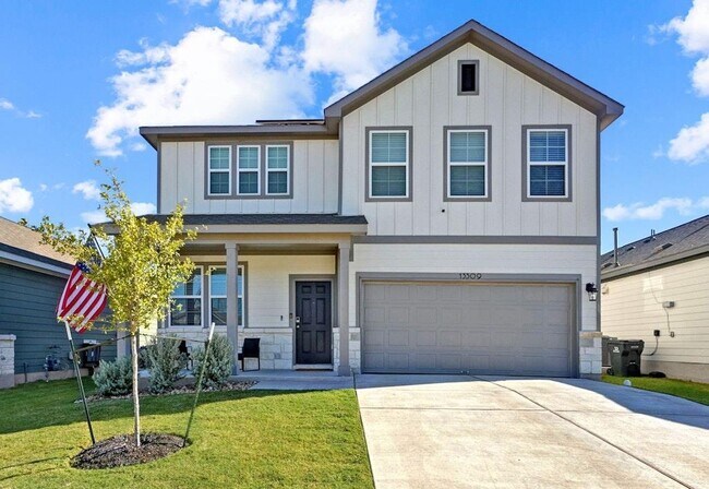 Building Photo - 13309 Silver Blazer Dr