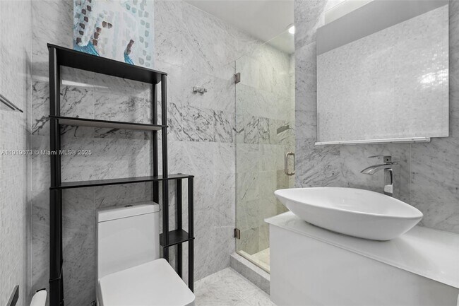 Building Photo - 60 SW 13th St