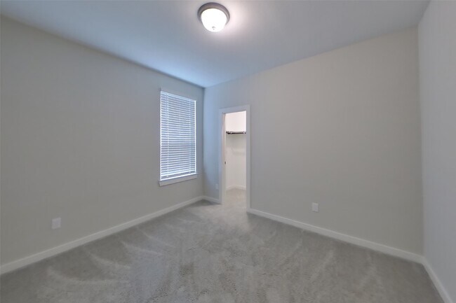 Building Photo - 2350 Bailey Flds Ln