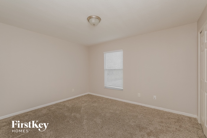 Building Photo - 2920 Tusket Ave