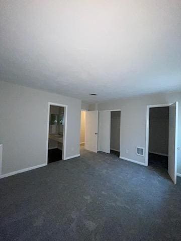 Building Photo - BEAUTIFUL TWO BEDROOM 1.5 BATHROOM APARTME...