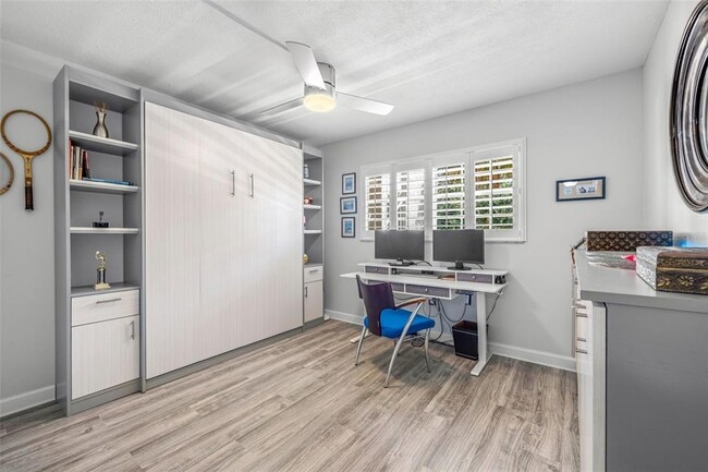 Building Photo - 946 Virginia St