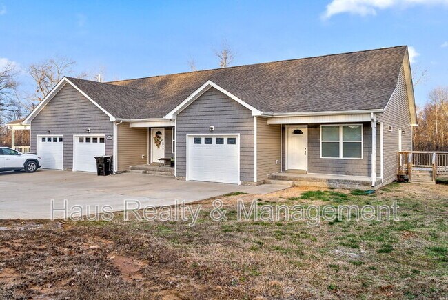 Building Photo - 1709 Evans Rd