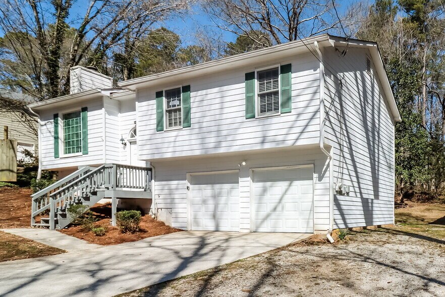 Building Photo - 222 Cove Rd