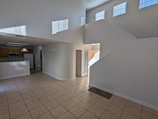 Building Photo - 7233 Pinon Crest Ct