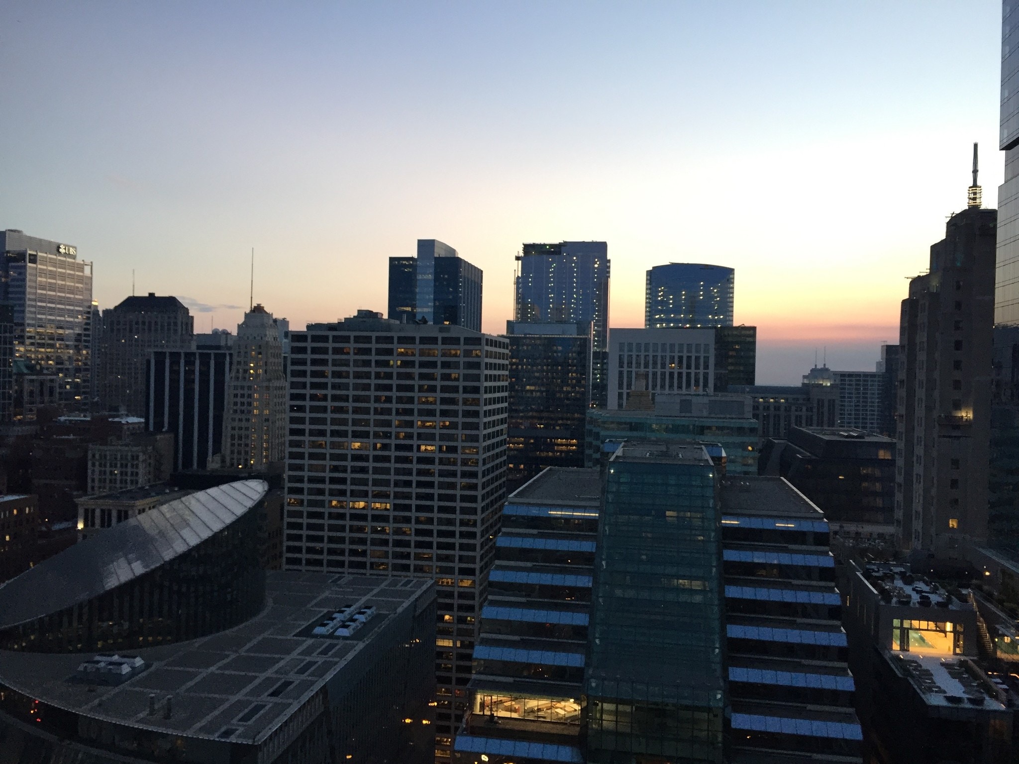 Building Photo - 200 N Dearborn St