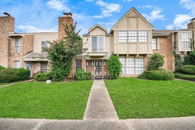 Building Photo - 3009 Beecave Dr