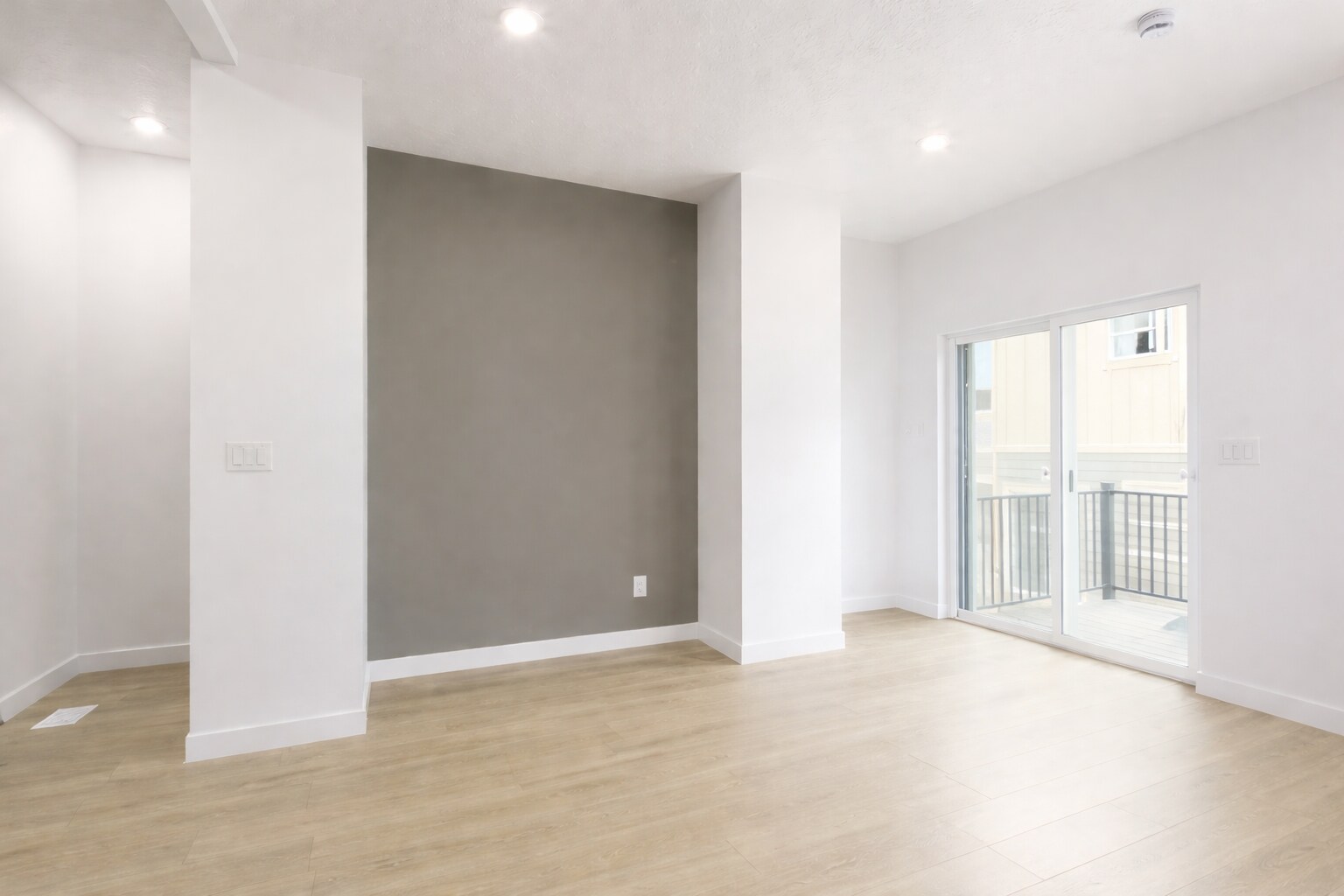 Building Photo - 1514 W Bright Eyes Ln