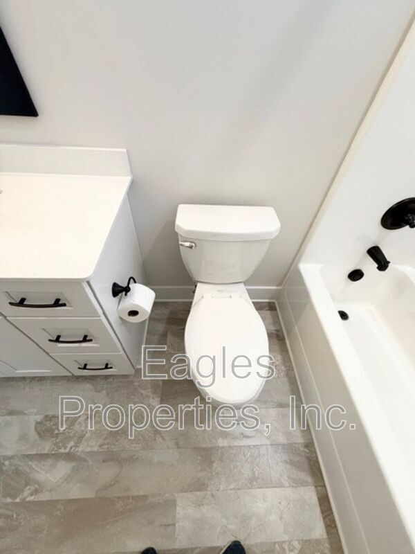 Building Photo - 609 Tuscany Cir
