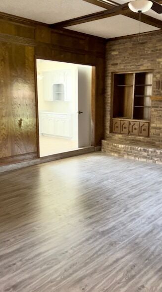 Building Photo - 901 Waterview Ln