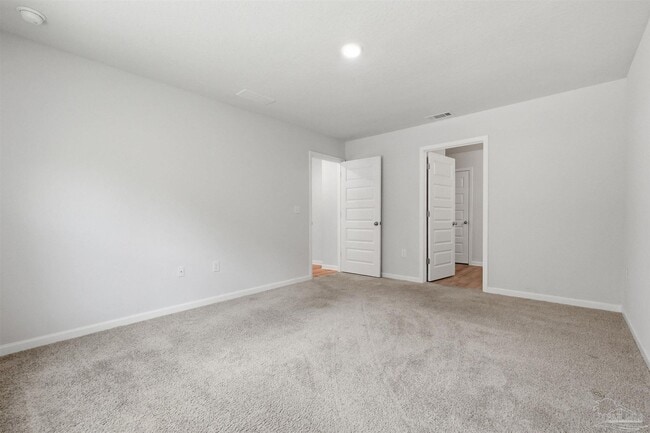 Building Photo - 5367 Peach Dr