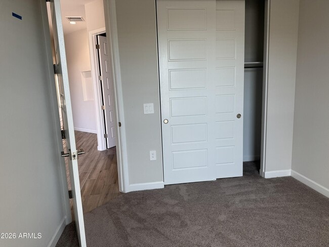 Building Photo - 10212 W Alex Ave