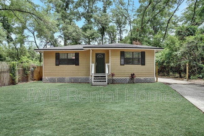Building Photo - 7423 Orlando Ave