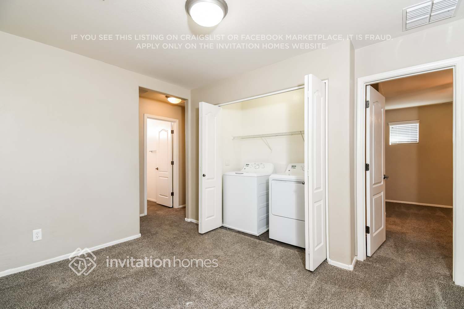 Building Photo - 4201 E Carla Vista Dr