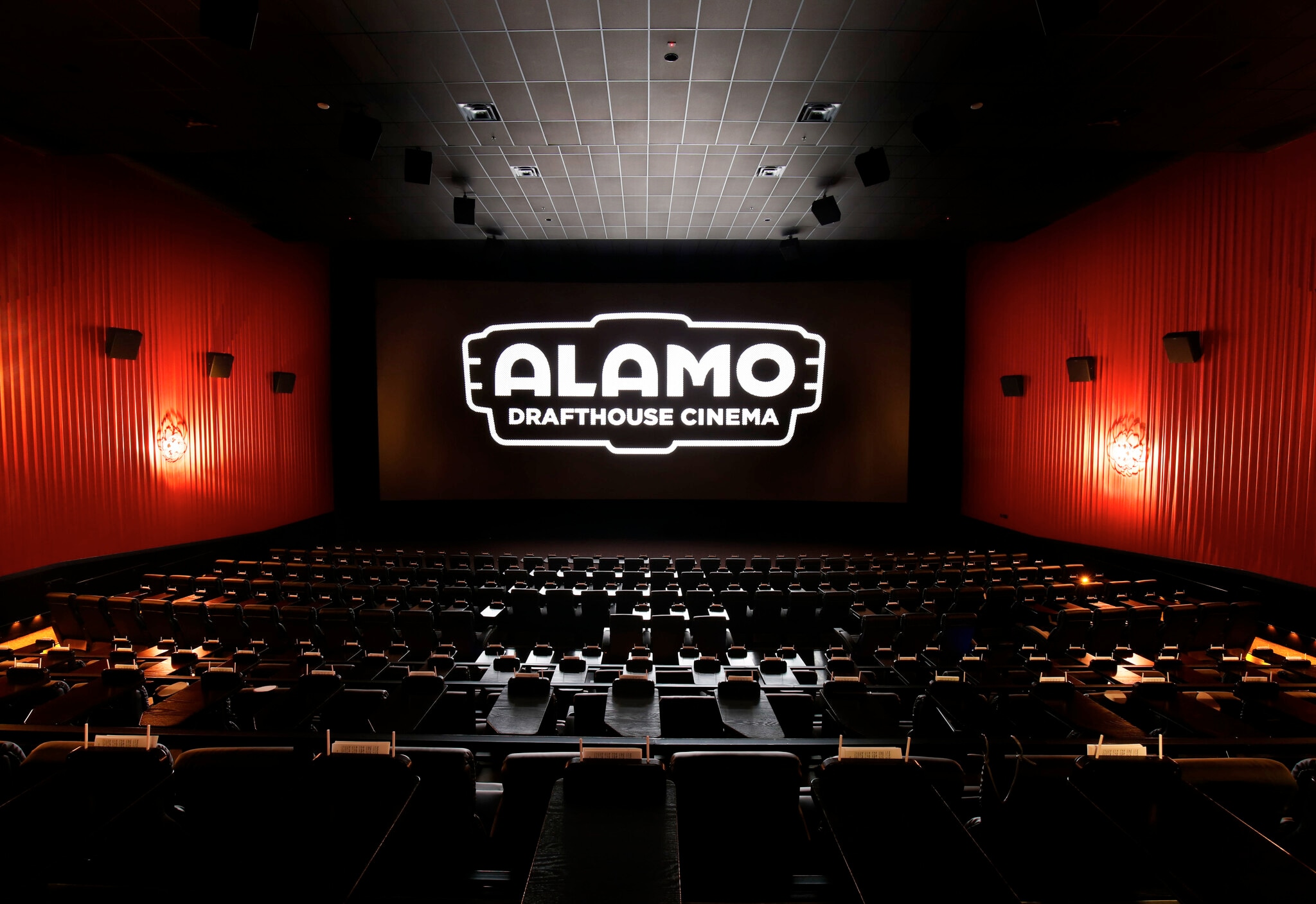 Entertainment a short walk away - 2509 10th St NE