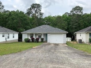 Building Photo - 5294 Overbrook Dr