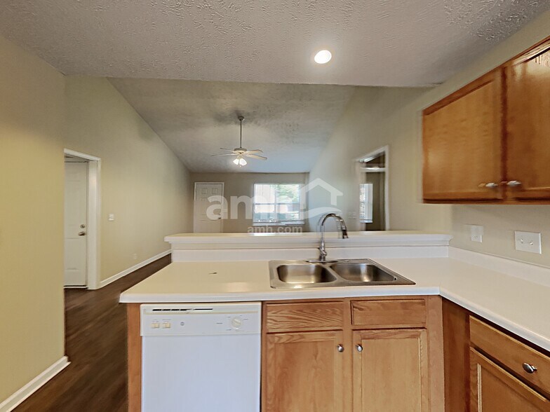 Building Photo - 1331 Mac Duff Dr