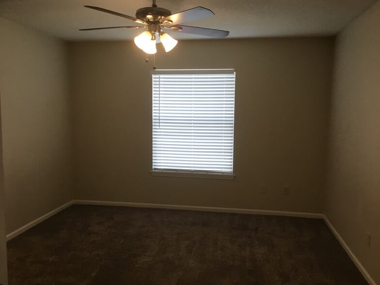 Building Photo - 96015 Sunfish Ln