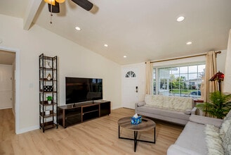 Building Photo - Furnished 3BR Glendora Home | Quiet Retreat + Parking
