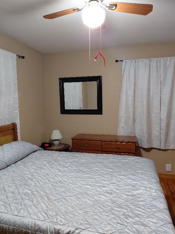 Building Photo - 339 6th Ave N