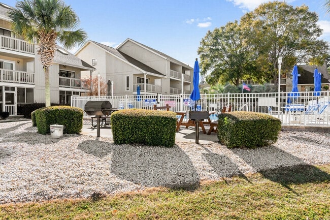 Building Photo - 1908 Hwy 17 S