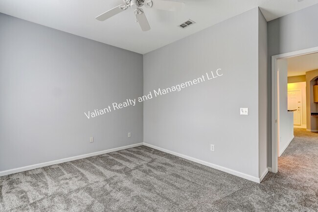 Building Photo - 8601 Beach Blvd
