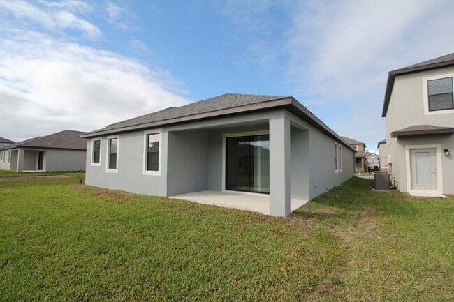 Building Photo - 15248 Purple Martin St