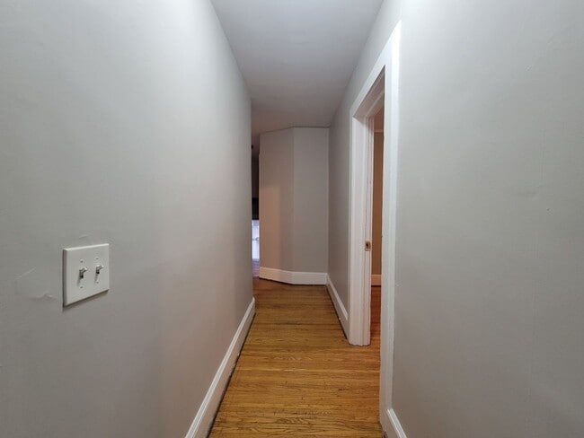 Building Photo - 442 Meigs-VR