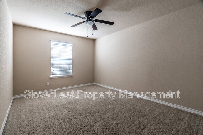 Building Photo - 1507 Mourning Dove