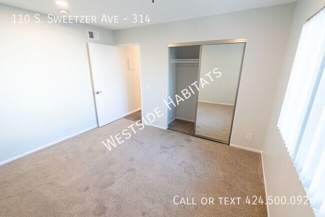 Building Photo - 110 Sweetzer Ave