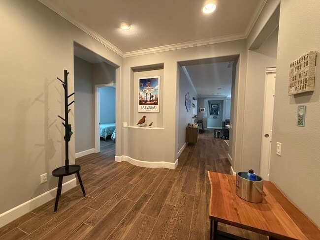 Building Photo - Charming Summerlin West Home