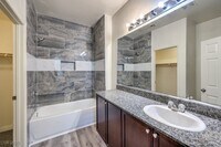 Building Photo - 4516 Townwall St