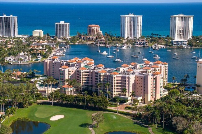 Building Photo - 300 SE 5th Ave