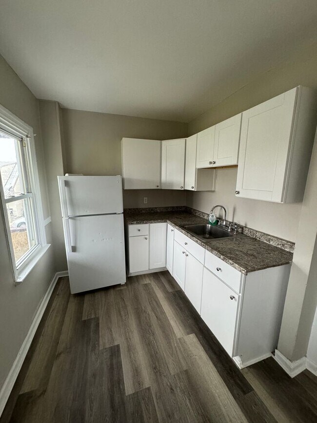Building Photo - 42-44 Potomac