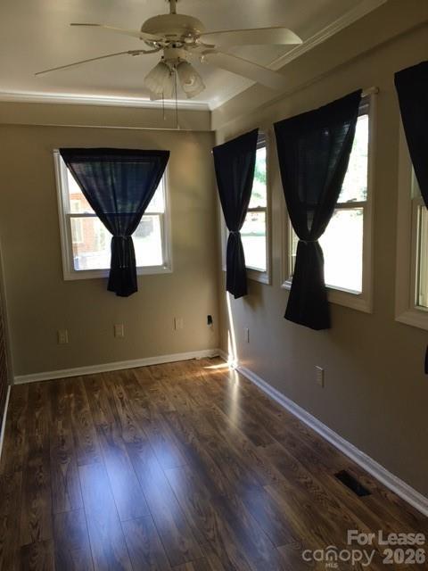 Building Photo - 337 Westwood Dr