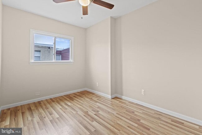 Building Photo - 1744 Johnston St